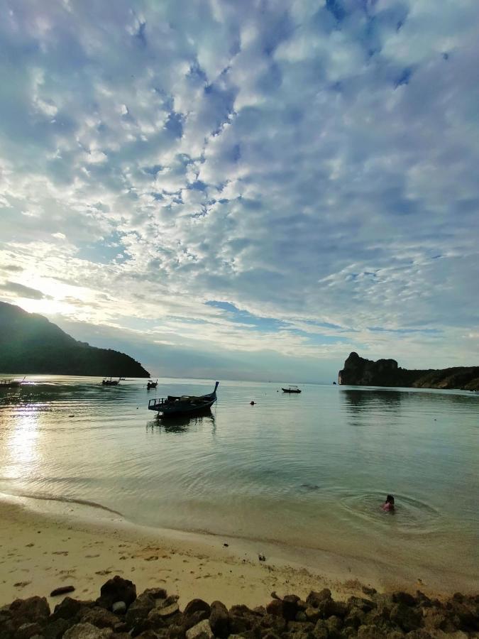 Dalum Beachhouse Ko Phi Phi Exterior foto