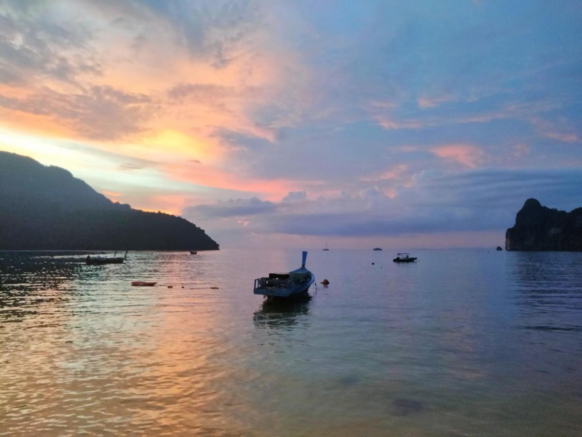 Dalum Beachhouse Ko Phi Phi Exterior foto