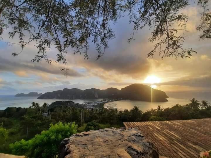 Dalum Beachhouse Ko Phi Phi Exterior foto